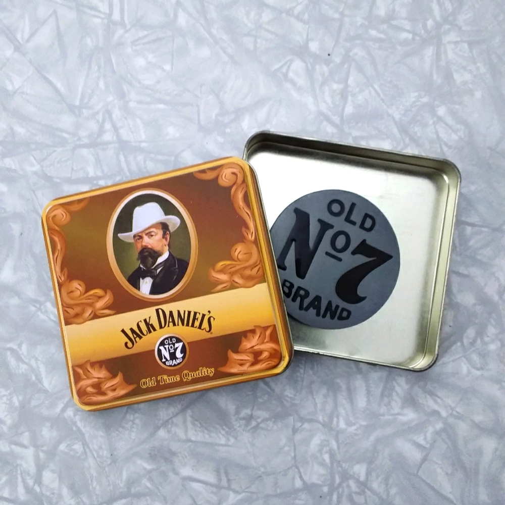 Jack Daniel's collectors tin with metal belt buckle